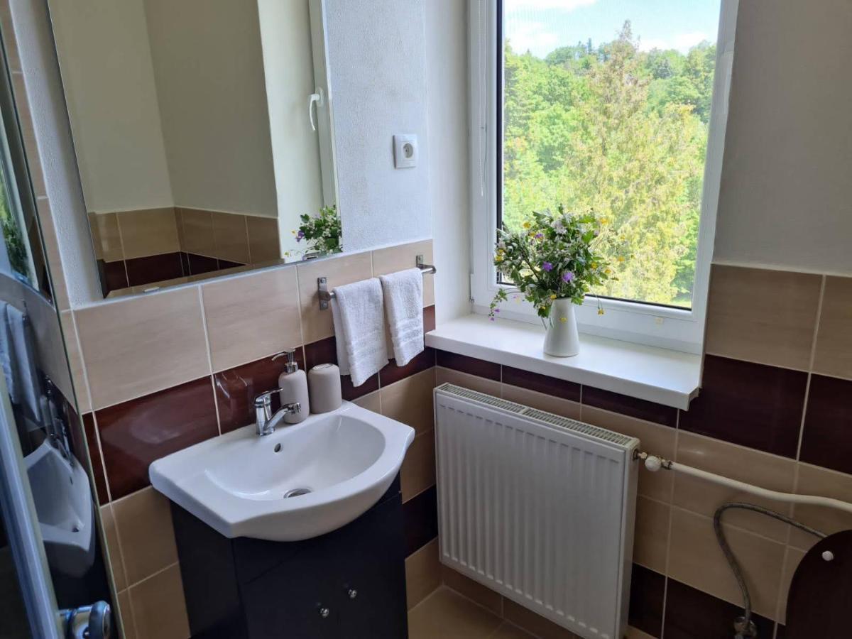 Villa Paradajs - Ubytovanie Pri Jazere Banská Štiavnica Zewnętrze zdjęcie